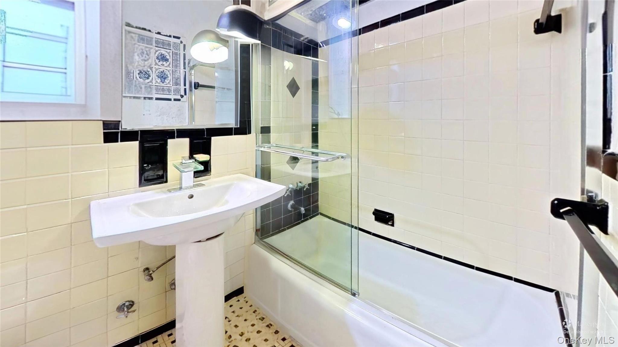 Coop Yellowstone  Queens, NY 11375, MLS-949384-15