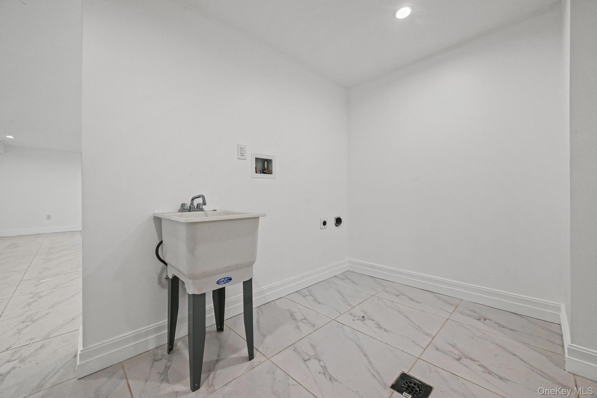 Single Family Lakeview  Queens, NY 11434, MLS-949412-22