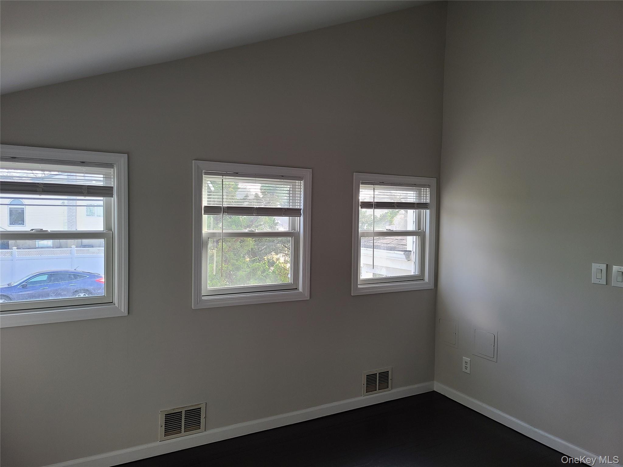 Single Family Ann  Nassau County, NY 11520, MLS-949460-12