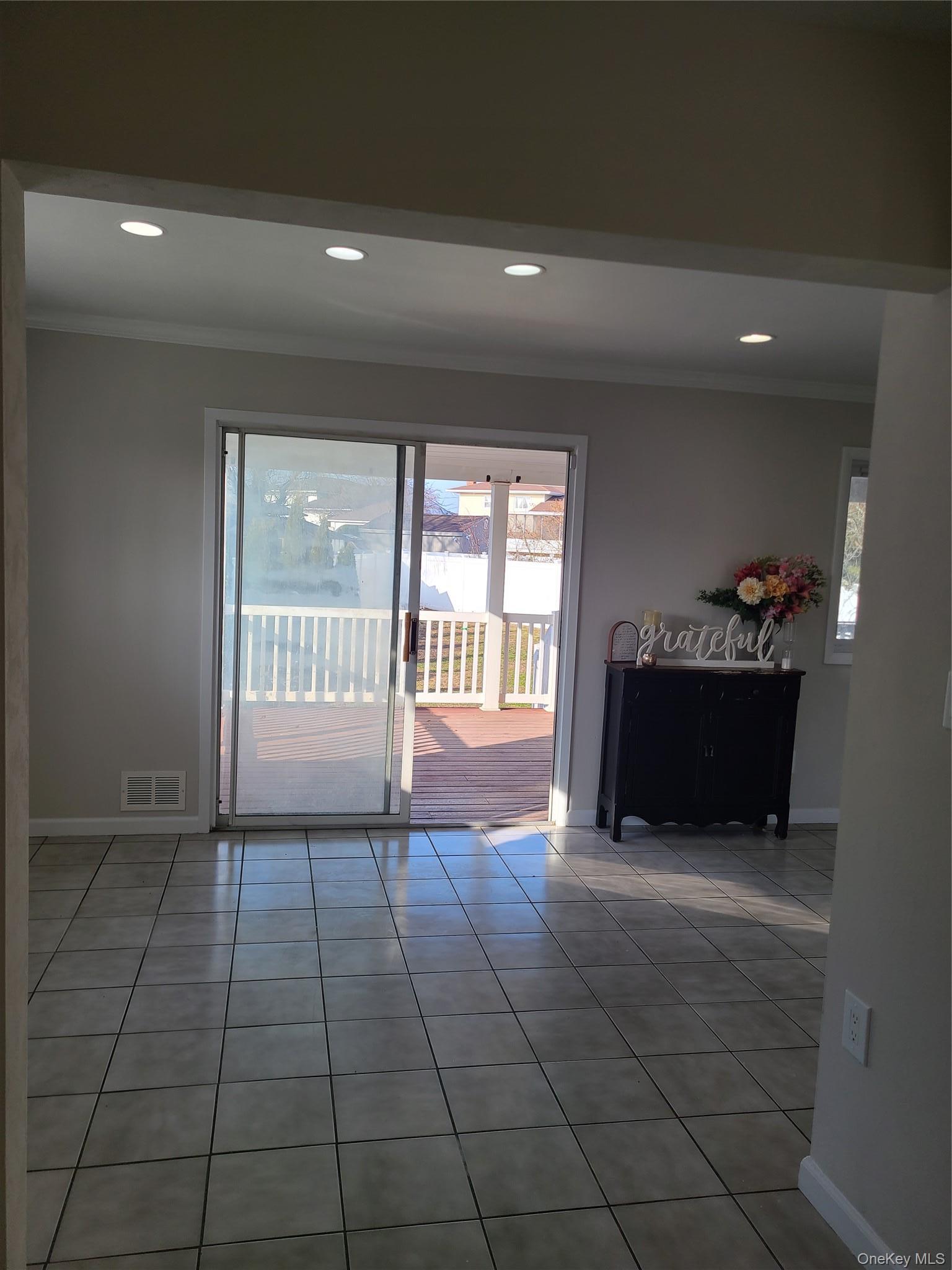 Single Family Ann  Nassau County, NY 11520, MLS-949460-23