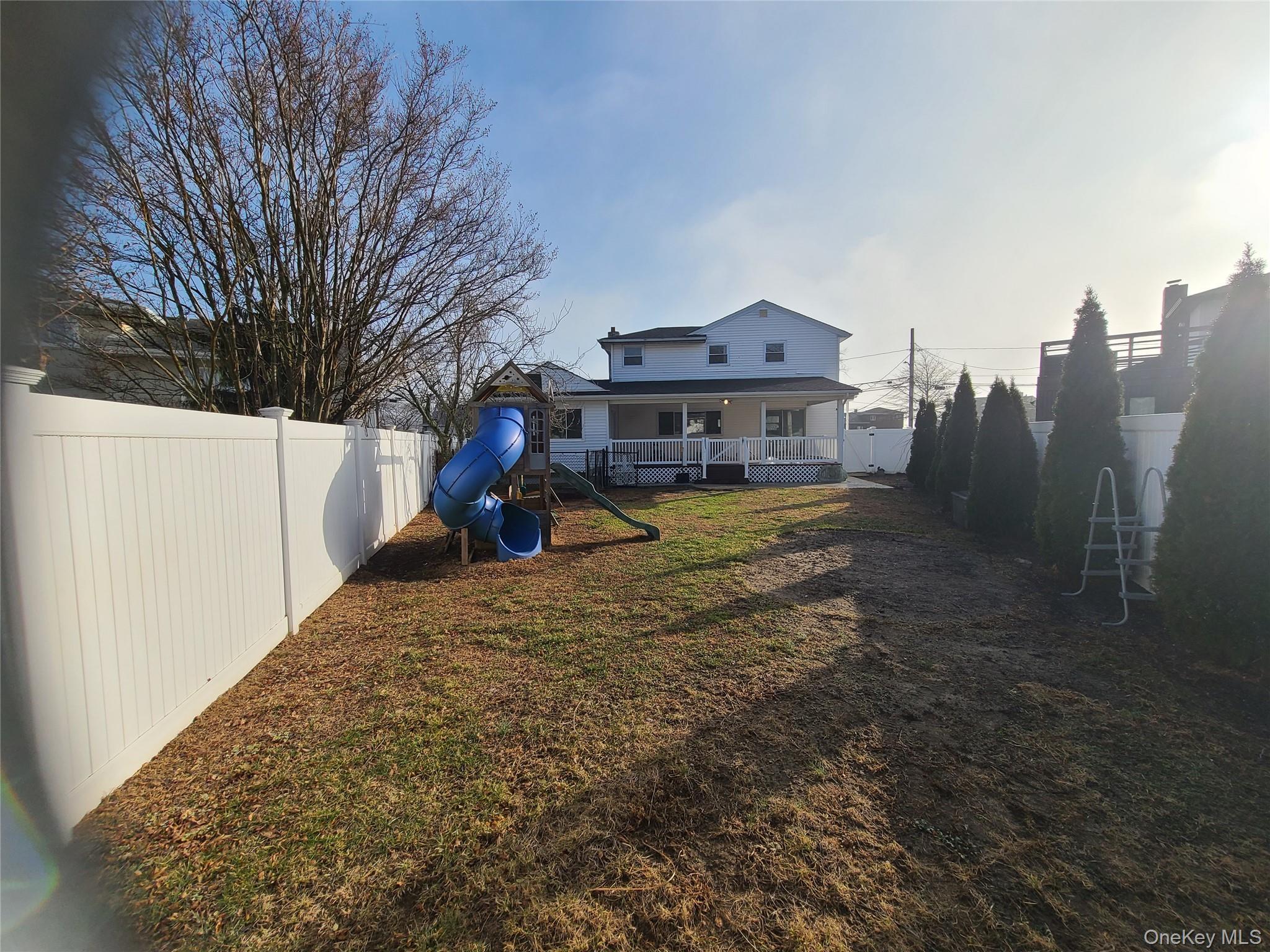 Single Family Ann  Nassau County, NY 11520, MLS-949460-26