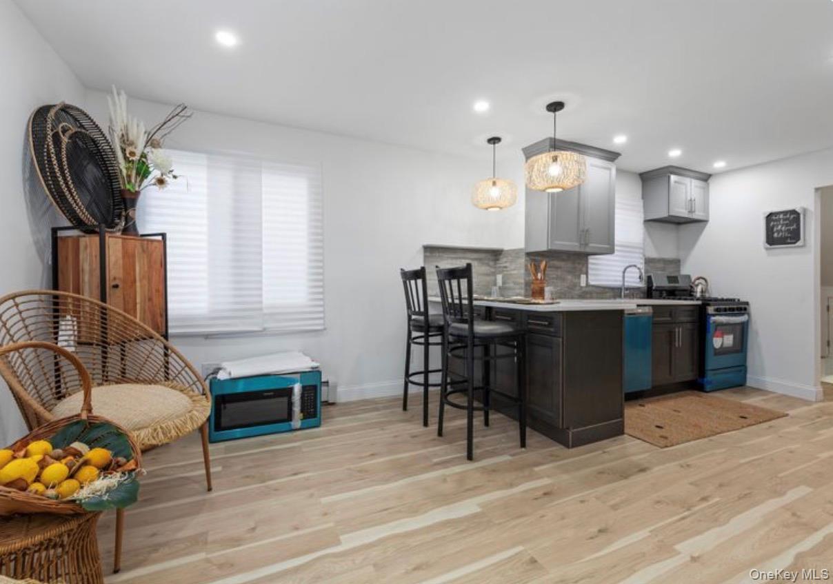 Single Family 221st Queens, NY 11413, MLS-949498-8