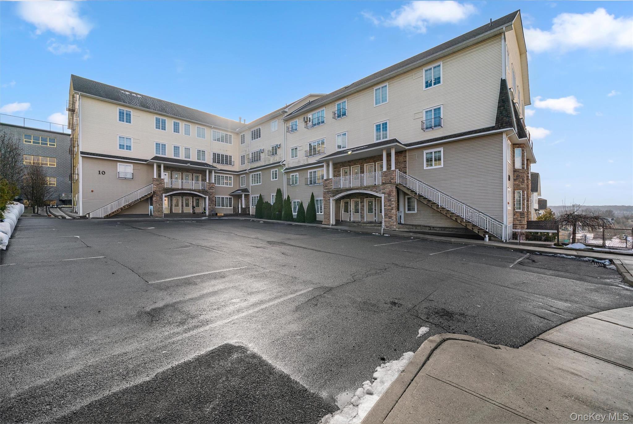 Condo Lemberg  Orange County, NY 10950, MLS-949540-36