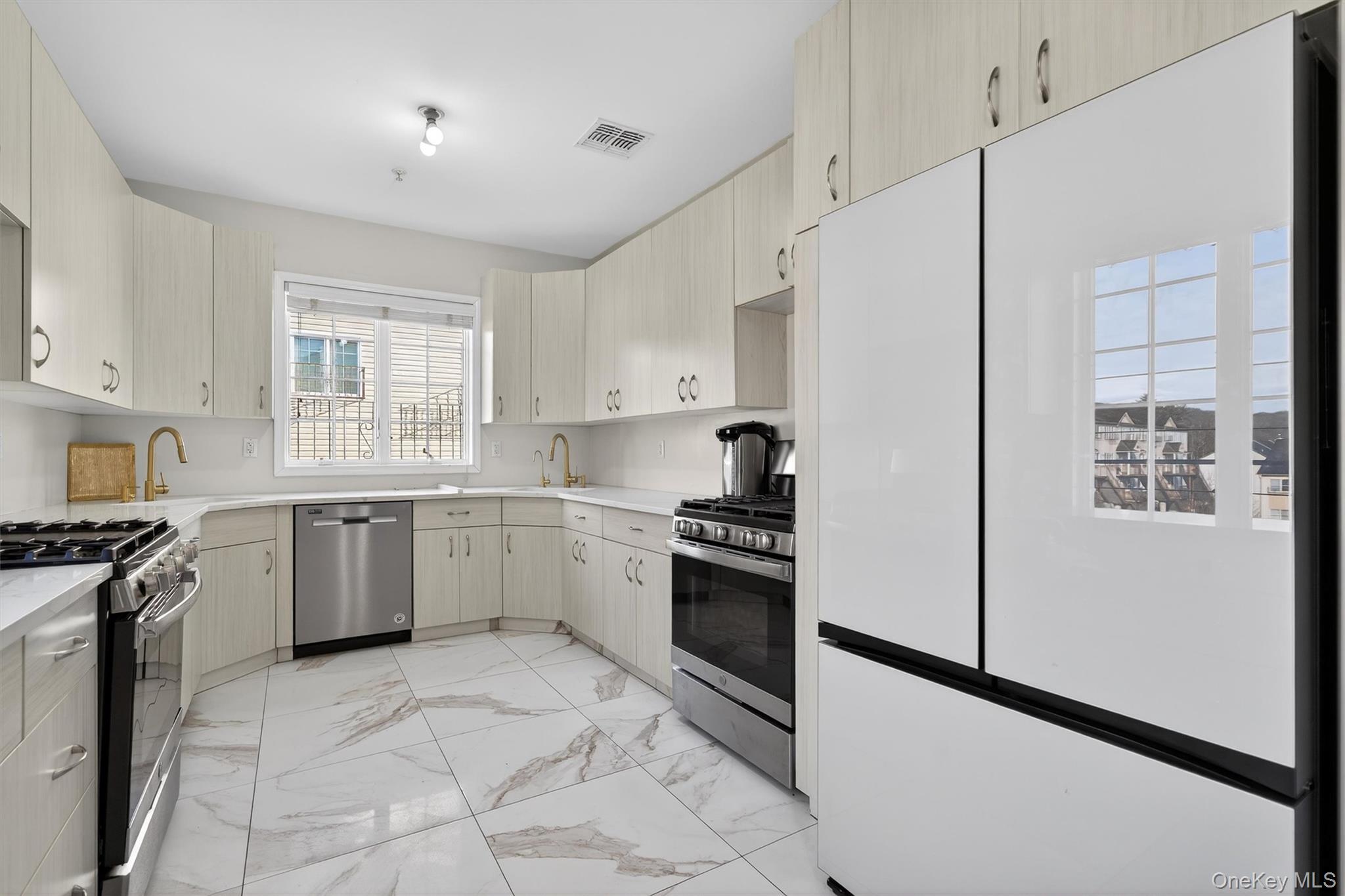 Condo Lemberg  Orange County, NY 10950, MLS-949540-9