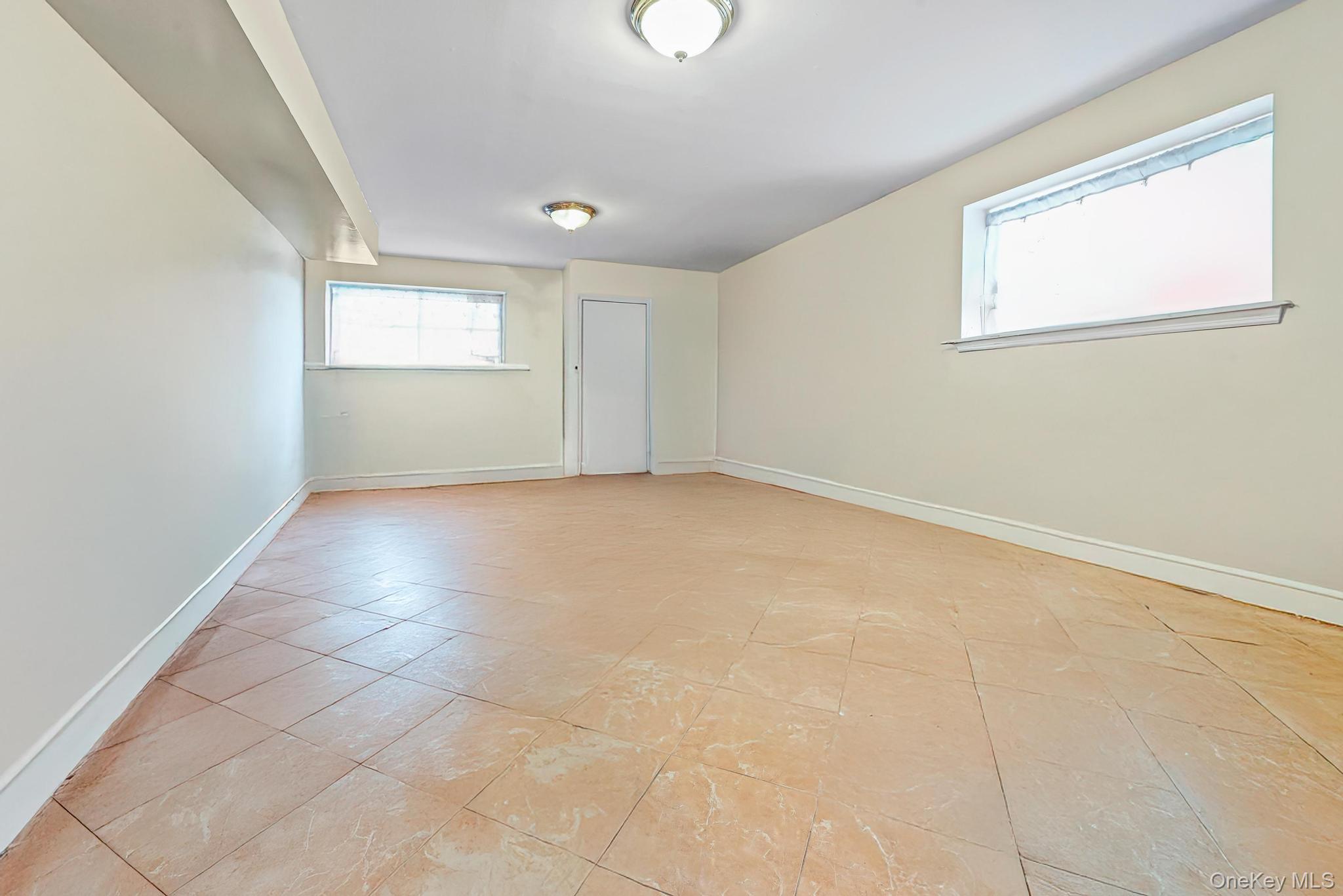 Single Family Bergen Beach Plc  Brooklyn, NY 11234, MLS-949581-9