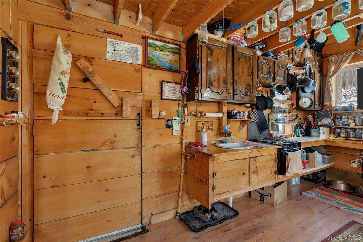 Single Family Breese Hollow  Out Of Area, NY 12090, MLS-949593-7