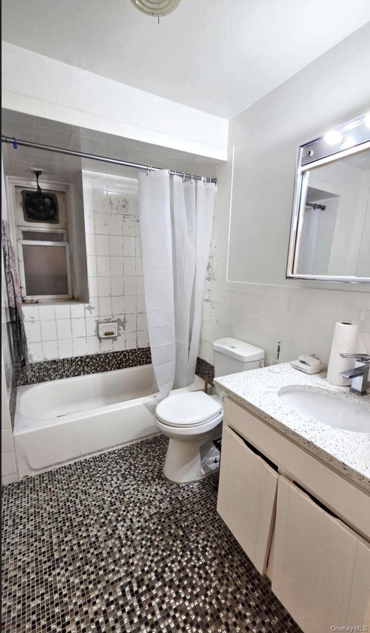 Single Family 97th  Queens, NY 11369, MLS-949642-5