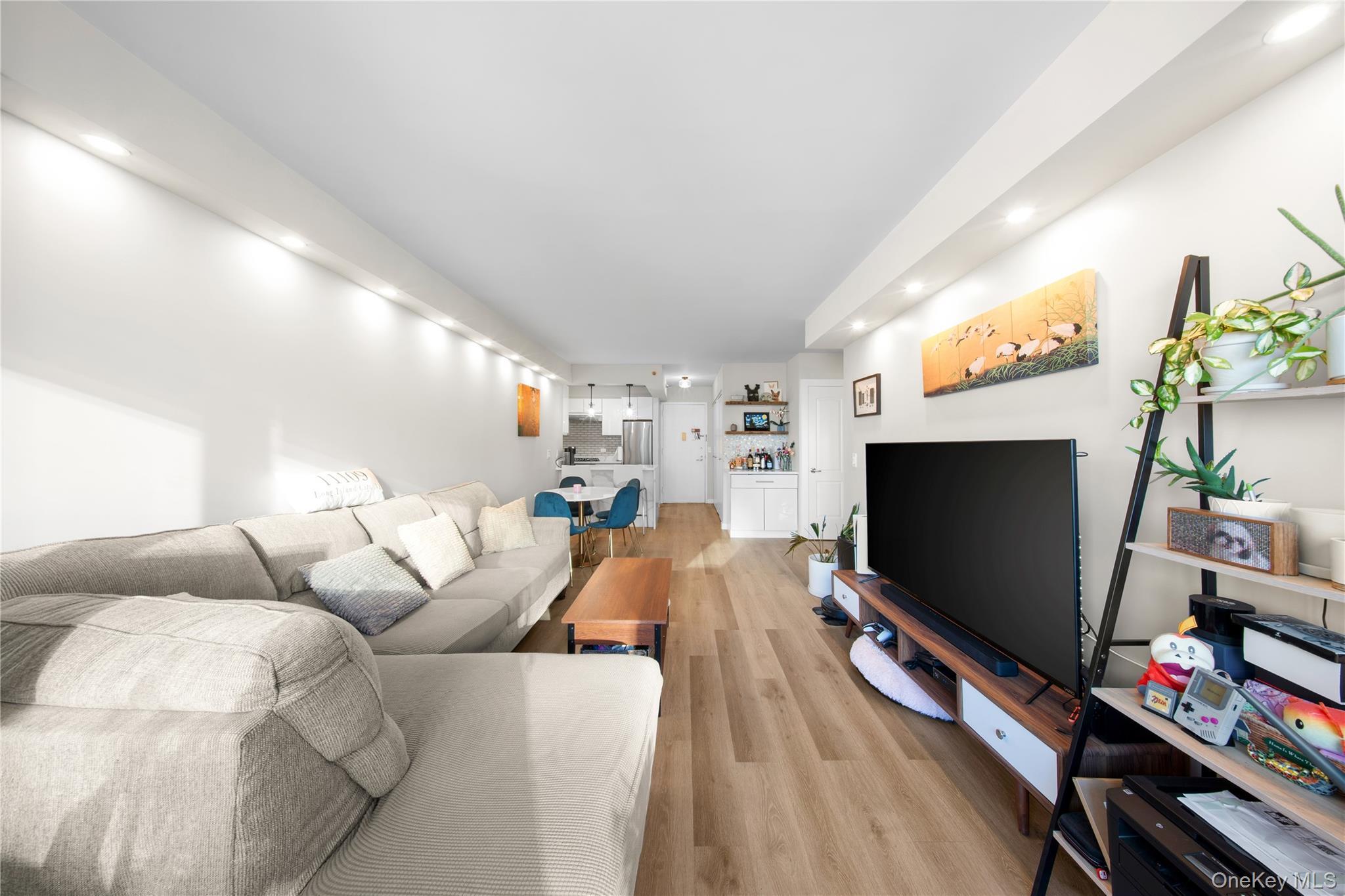 Coop 48th Queens, NY 11109, MLS-949650-11