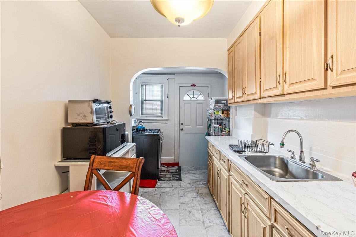 Single Family 107th  Queens, NY 11369, MLS-949657-8