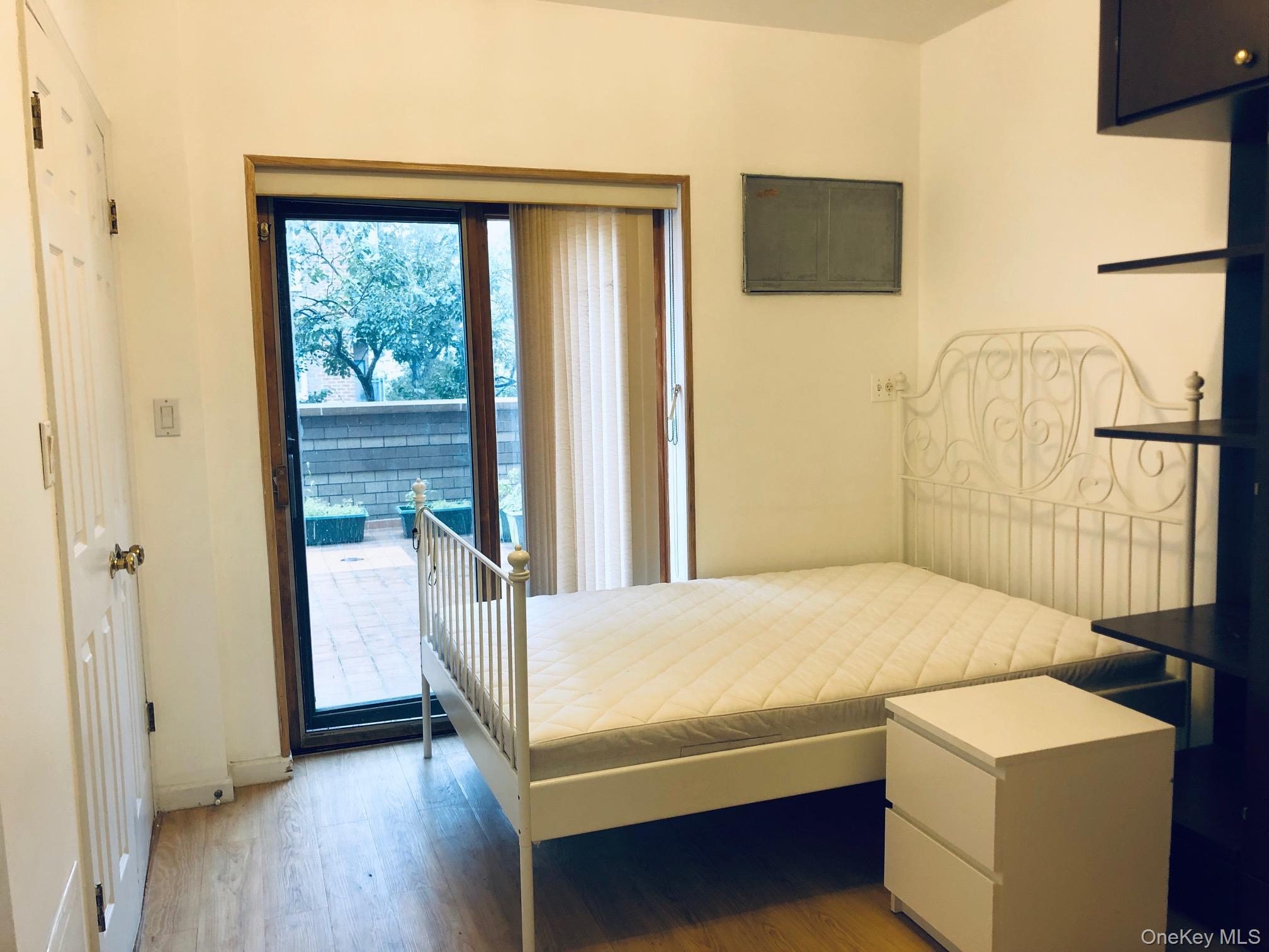 Condo Colden  Queens, NY 11355, MLS-949675-7