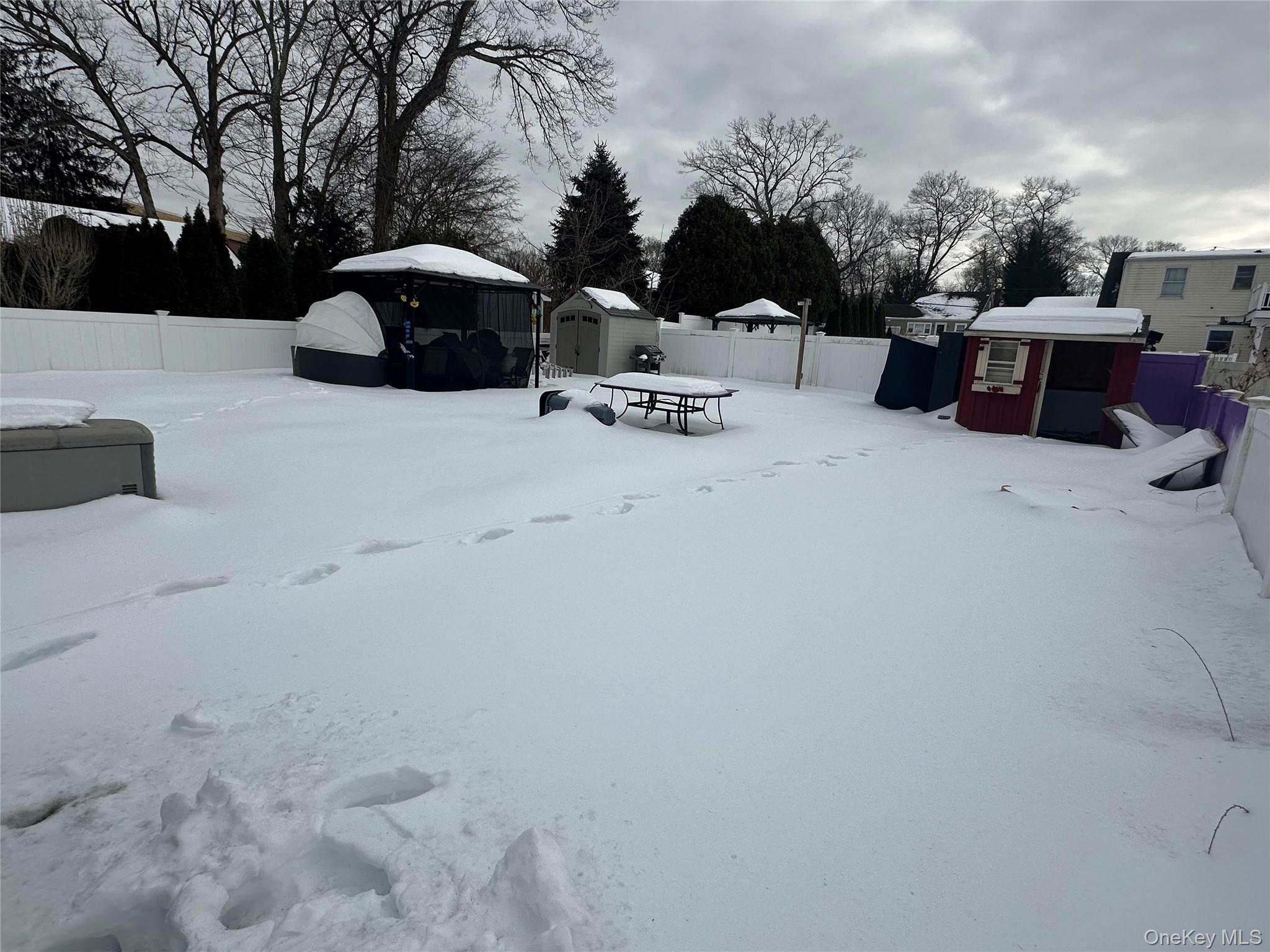 Single Family 19th  Suffolk County, NY 11746, MLS-949684-14