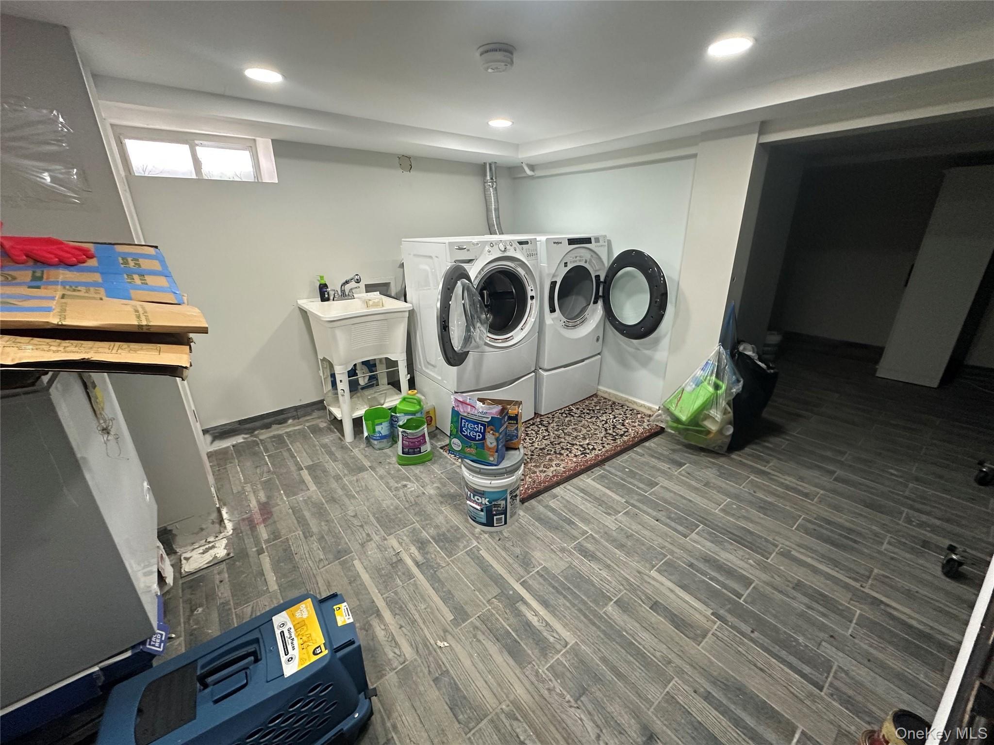 Single Family 19th  Suffolk County, NY 11746, MLS-949684-9