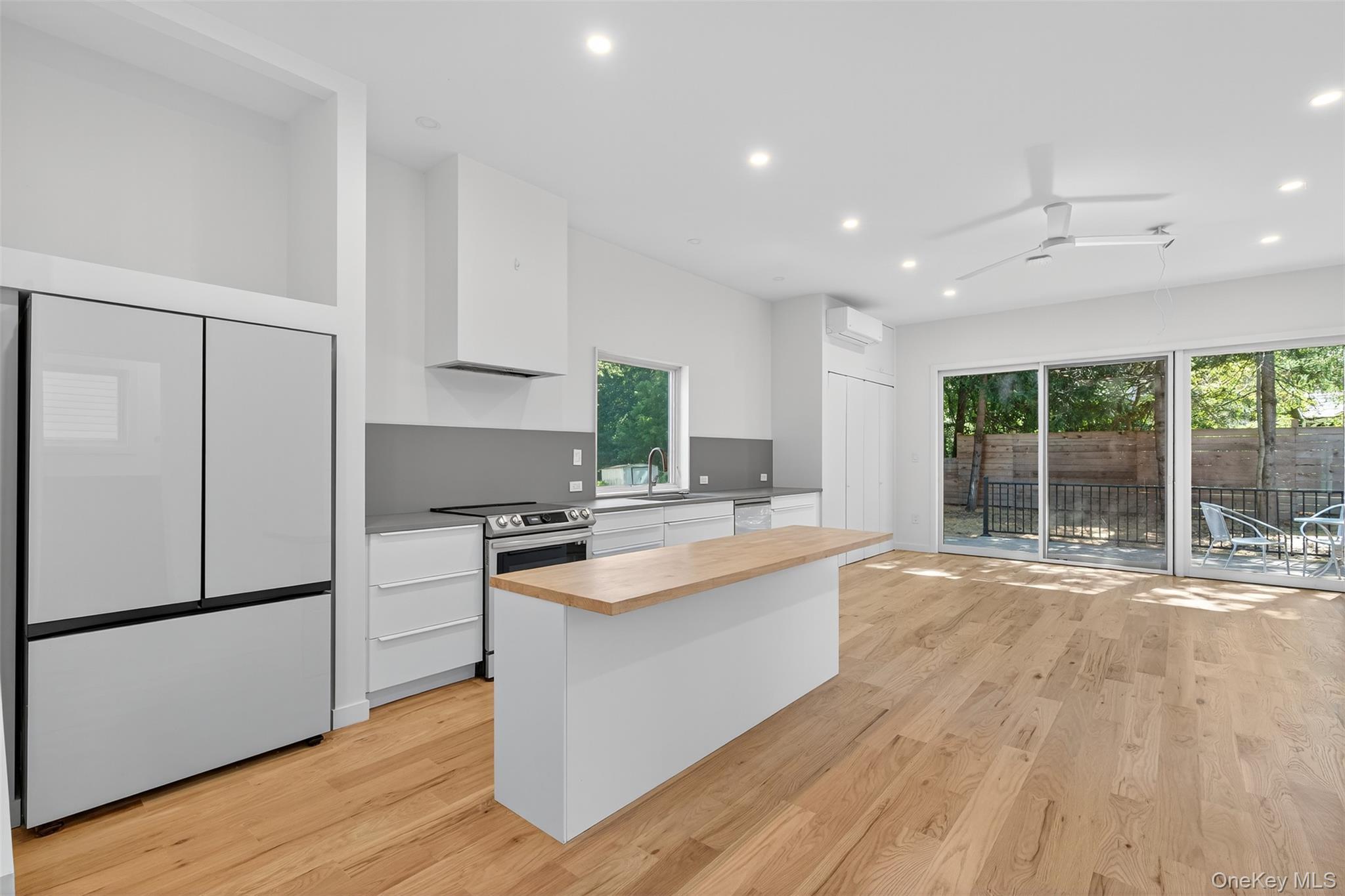 Single Family Glenwood  Dutchess County, NY 12603, MLS-949698-28