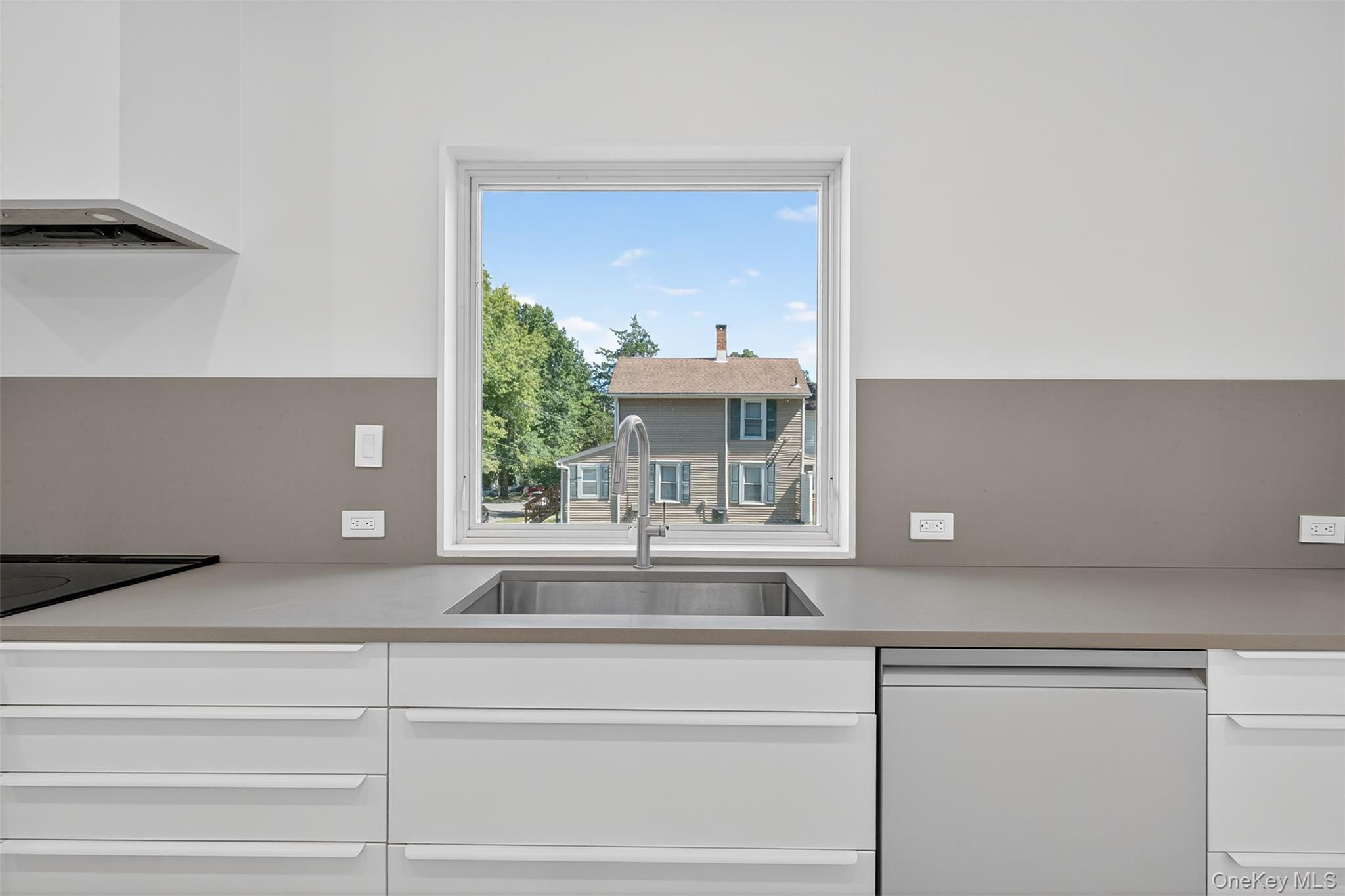 Single Family Glenwood  Dutchess County, NY 12603, MLS-949698-33