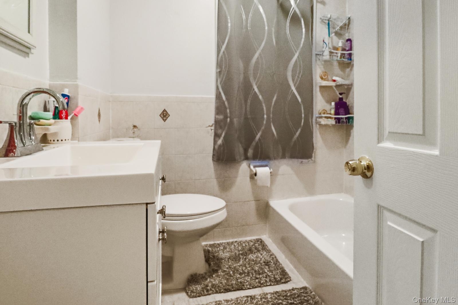 Single Family Witthoff  Queens, NY 11429, MLS-949700-15