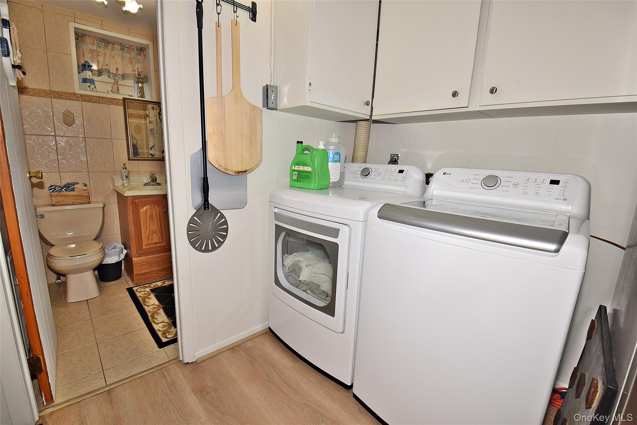 Single Family 85th  Nassau County, NY 11001, MLS-949711-18