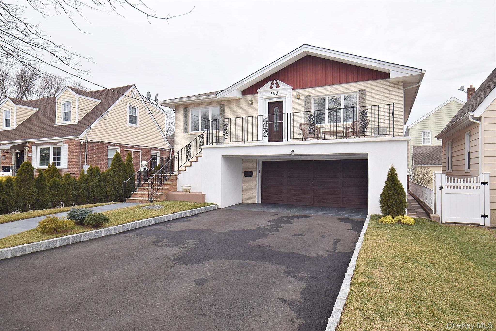 Single Family 85th  Nassau County, NY 11001, MLS-949711-2