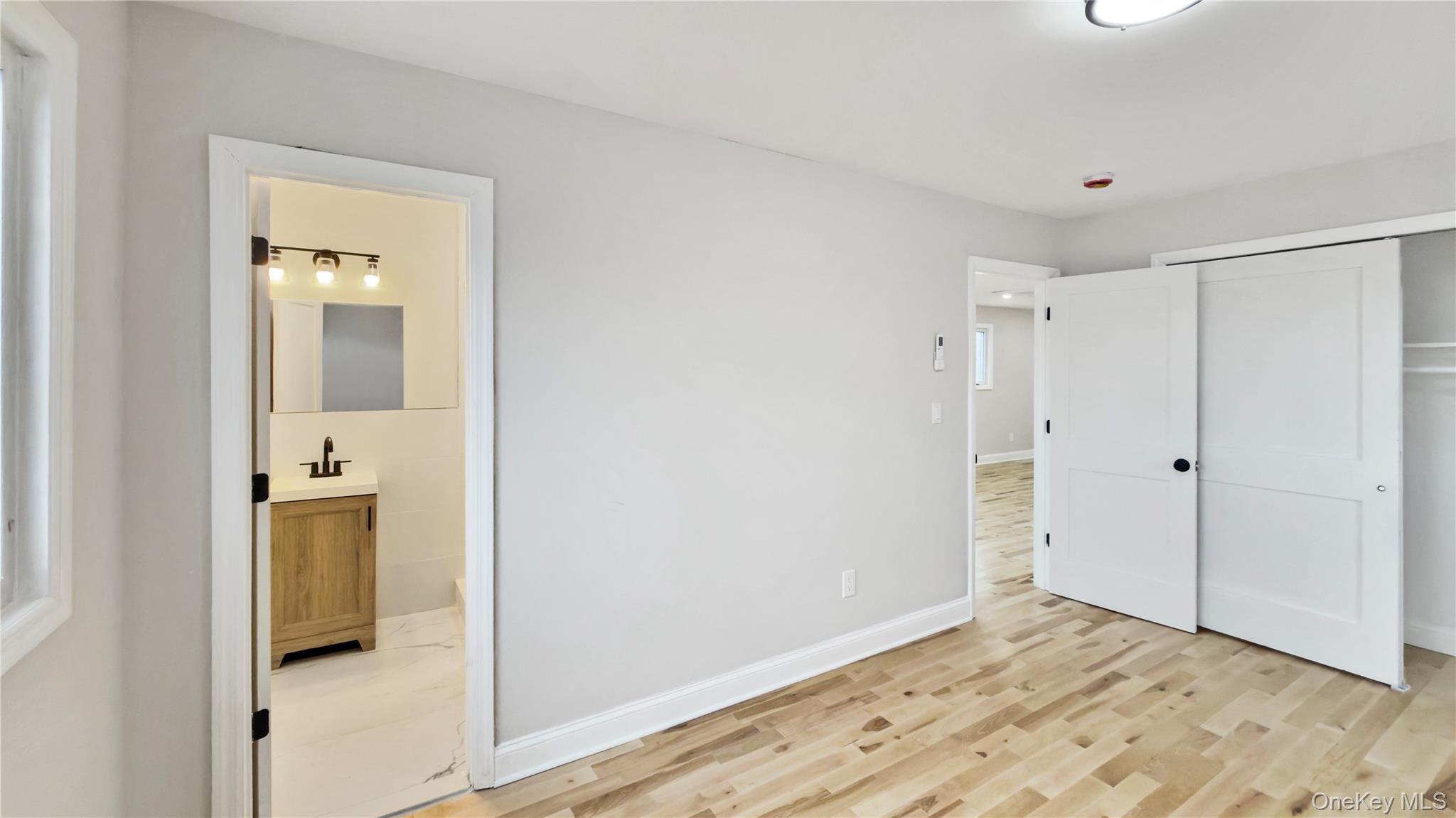 Single Family Deal  Nassau County, NY 11558, MLS-949727-27