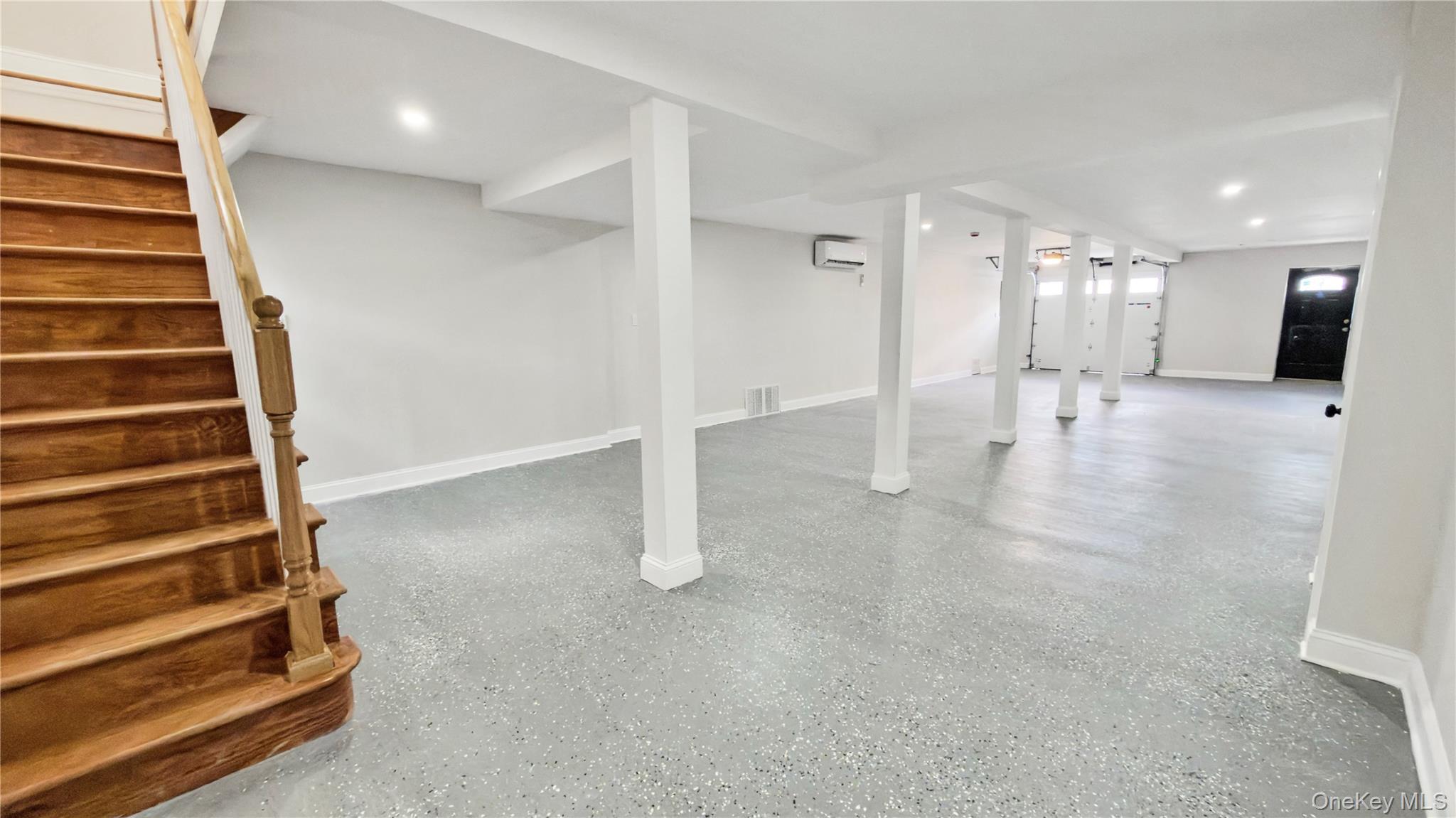 Single Family Deal  Nassau County, NY 11558, MLS-949727-41