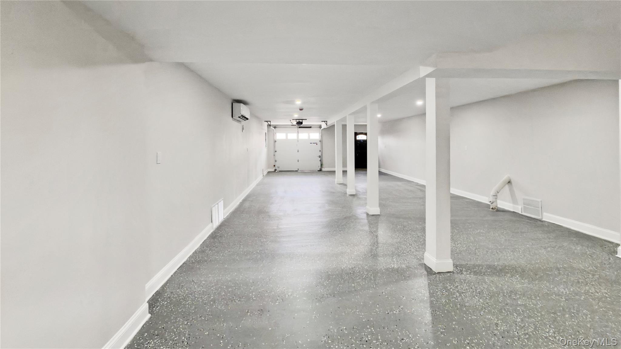 Single Family Deal  Nassau County, NY 11558, MLS-949727-45