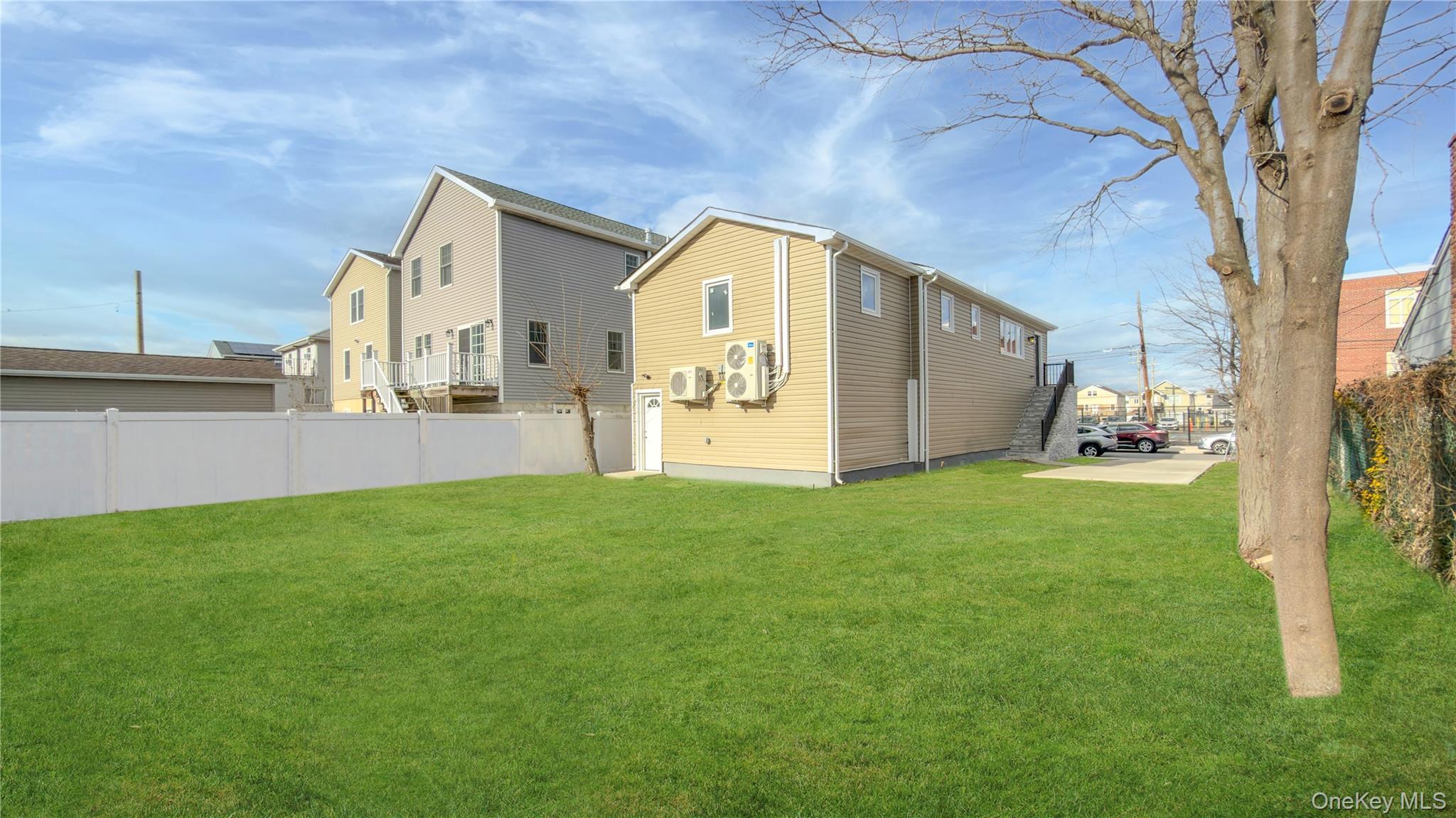 Single Family Deal  Nassau County, NY 11558, MLS-949727-46