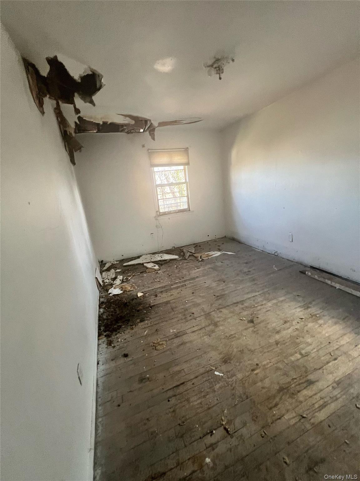 Single Family Bell  Westchester County, NY 10550, MLS-949732-5