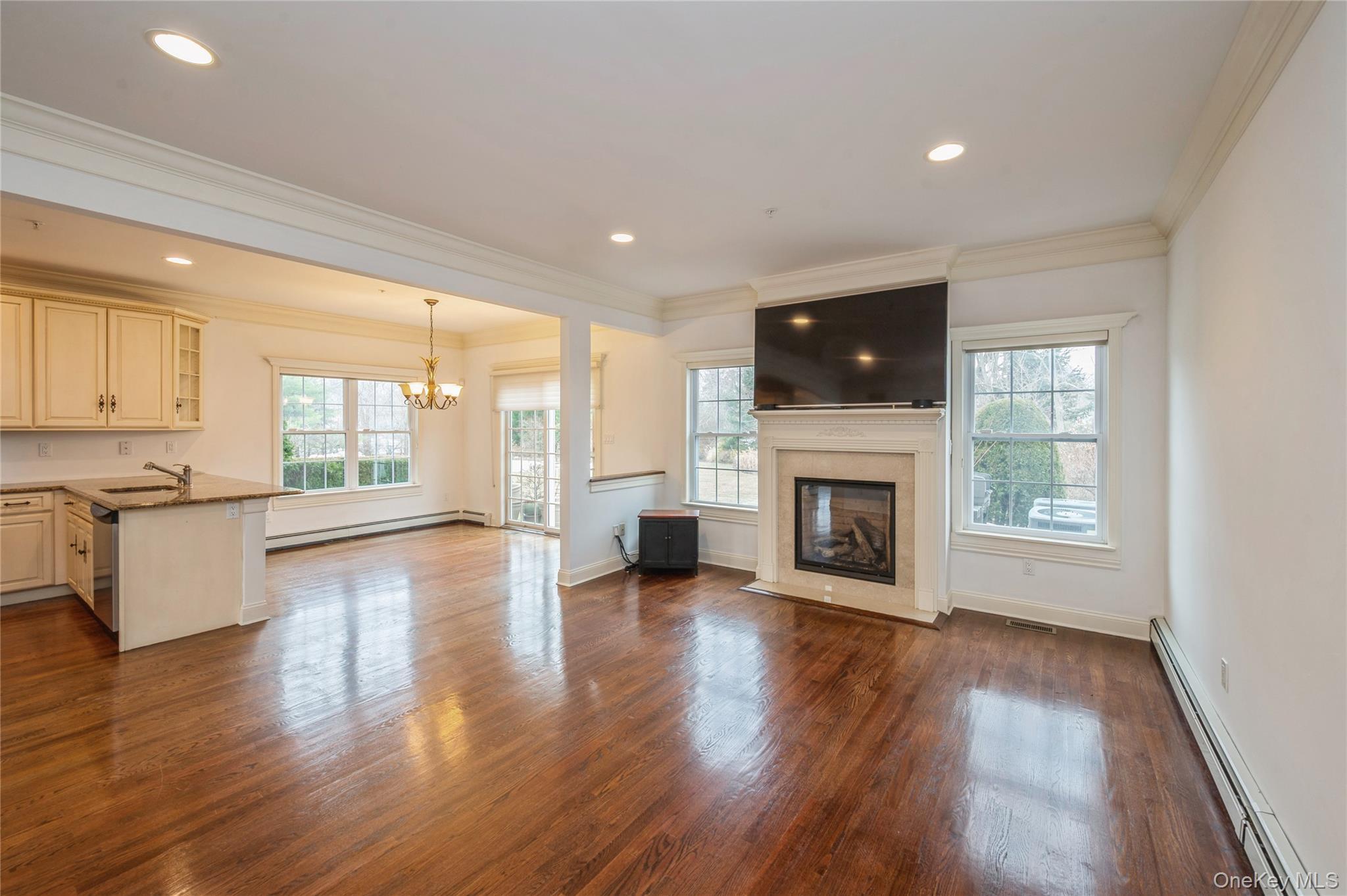 Condo Meadow  Suffolk County, NY 11769, MLS-949748-14