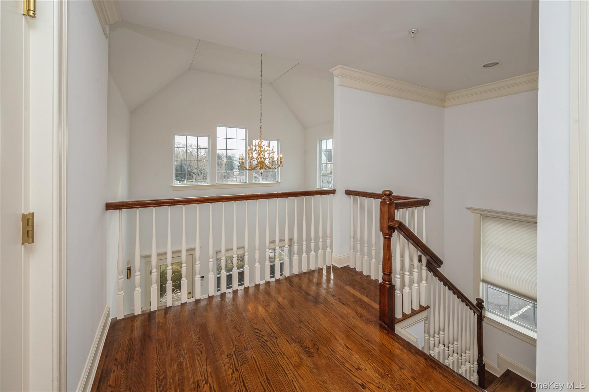 Condo Meadow  Suffolk County, NY 11769, MLS-949748-17