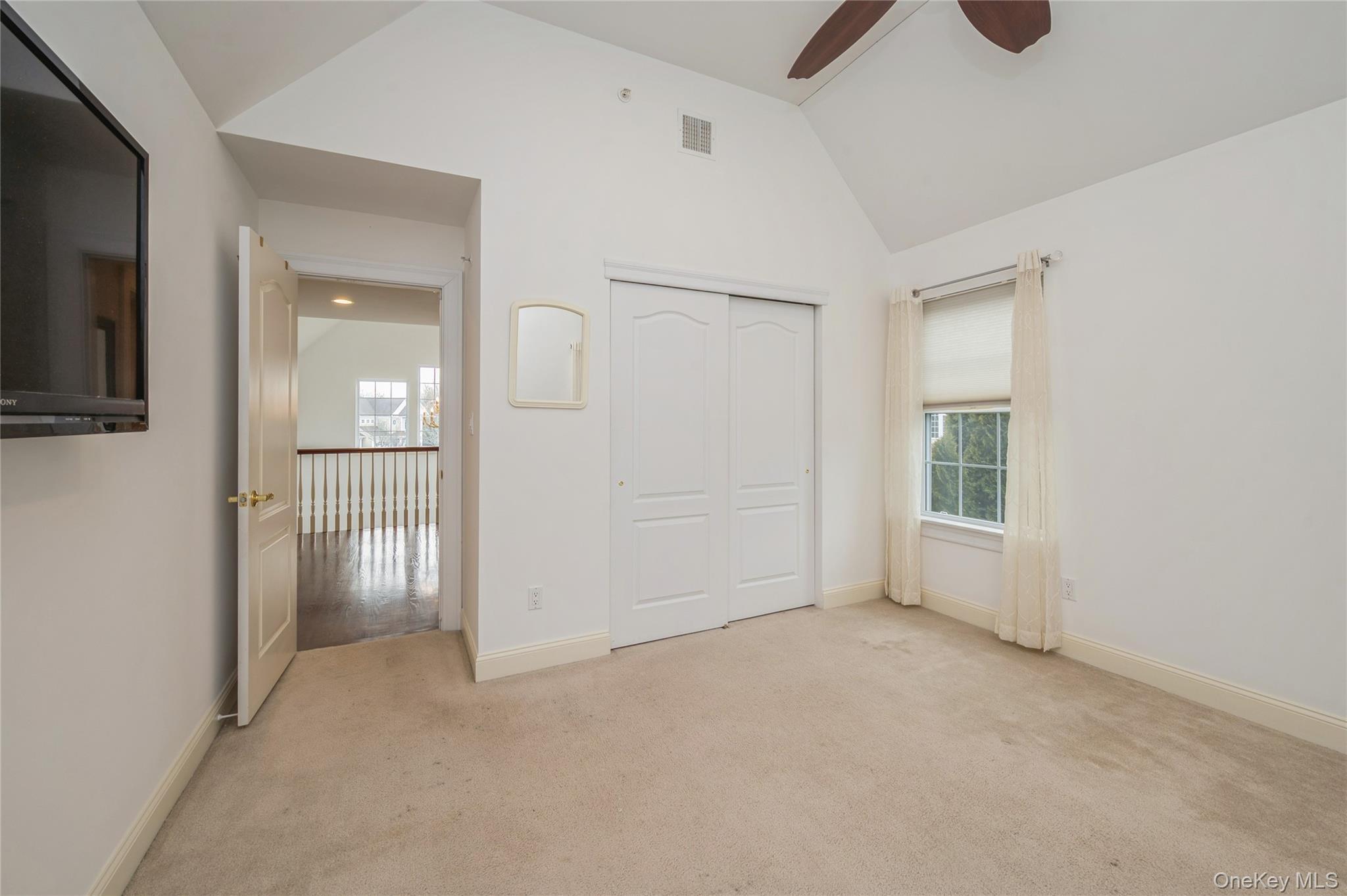 Condo Meadow  Suffolk County, NY 11769, MLS-949748-21