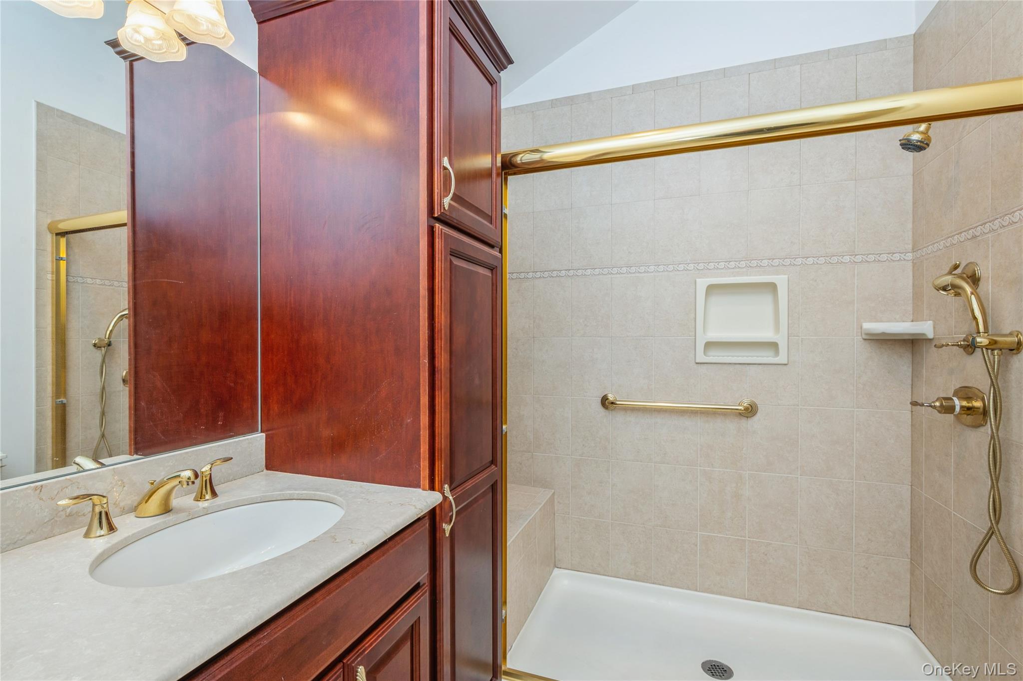 Condo Meadow  Suffolk County, NY 11769, MLS-949748-29