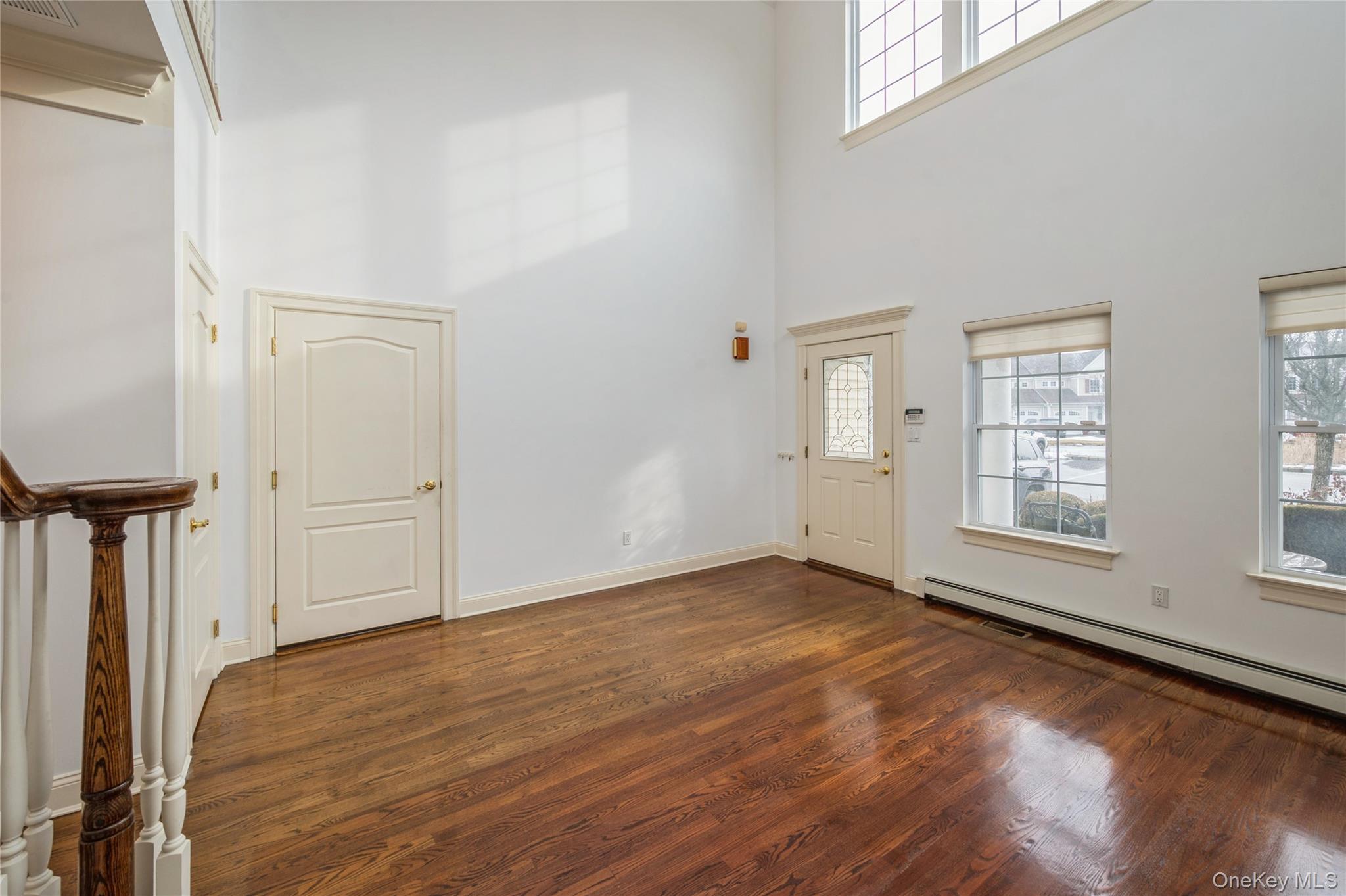 Condo Meadow  Suffolk County, NY 11769, MLS-949748-5