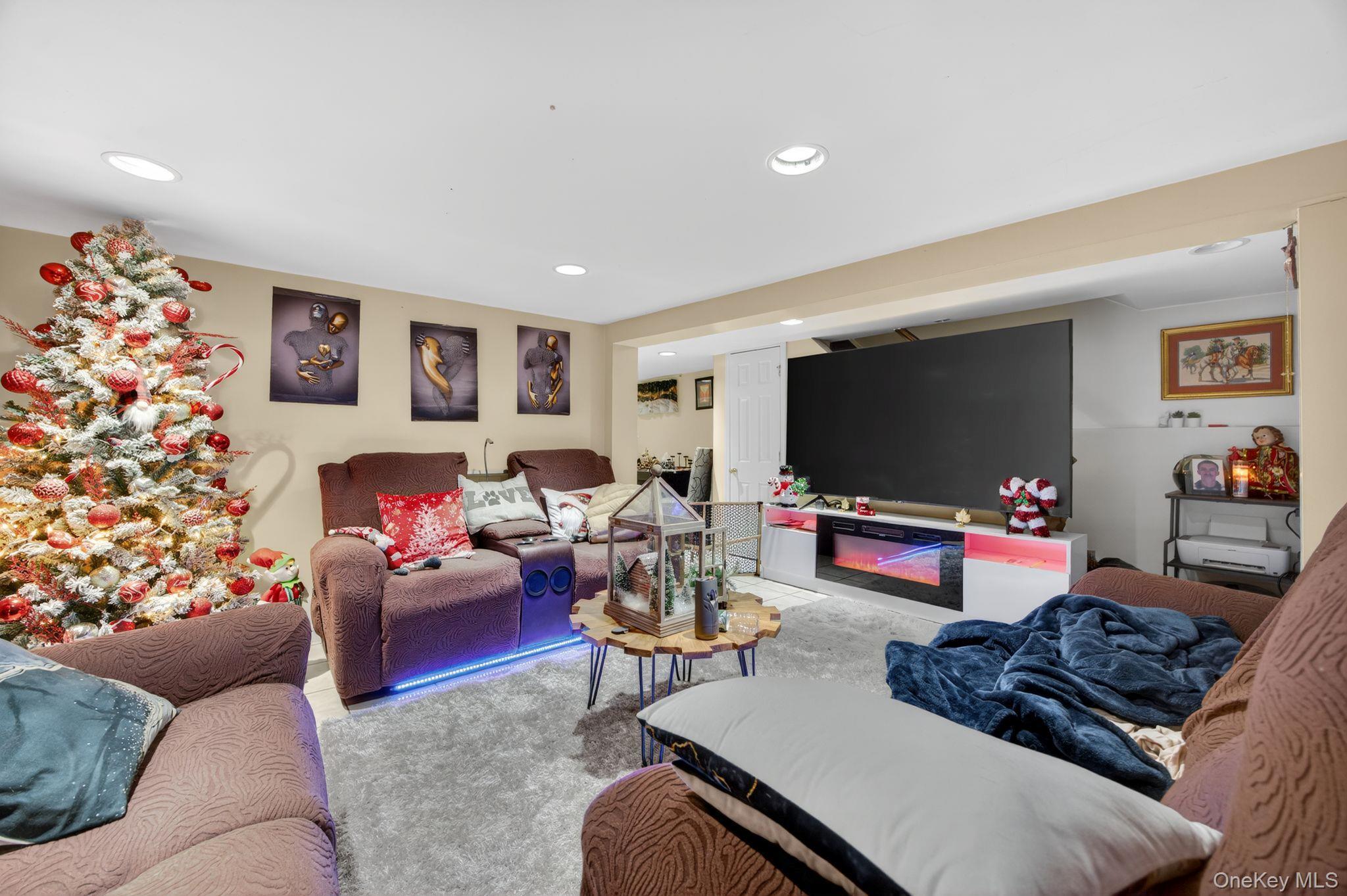 Single Family 6th  Queens, NY 11356, MLS-949764-3