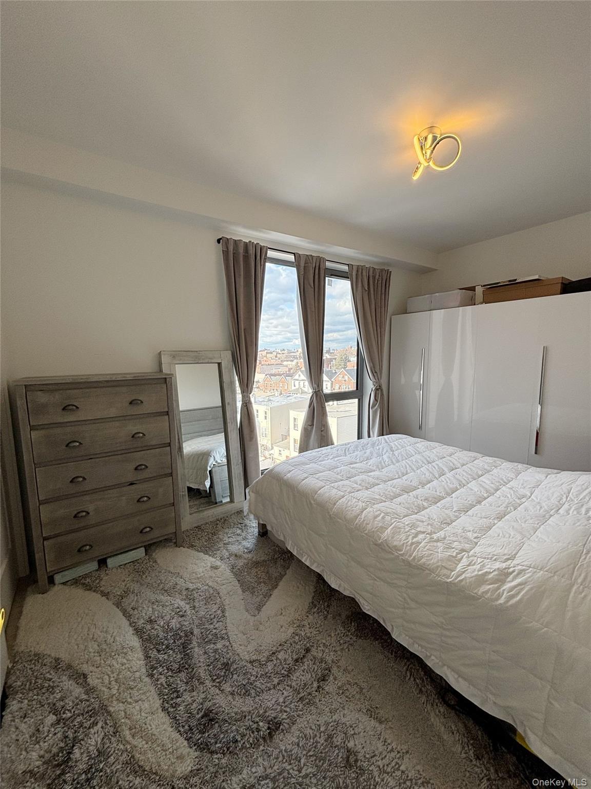 Condo Queens  Queens, NY 11377, MLS-949779-10