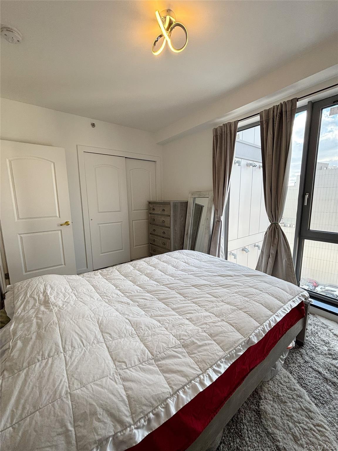 Condo Queens  Queens, NY 11377, MLS-949779-11