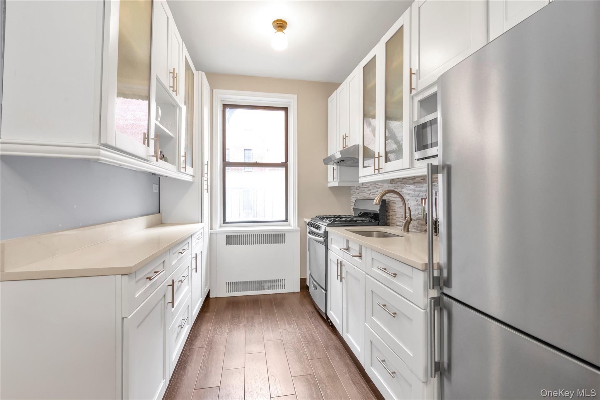 Coop 31  Queens, NY 11106, MLS-949818-6