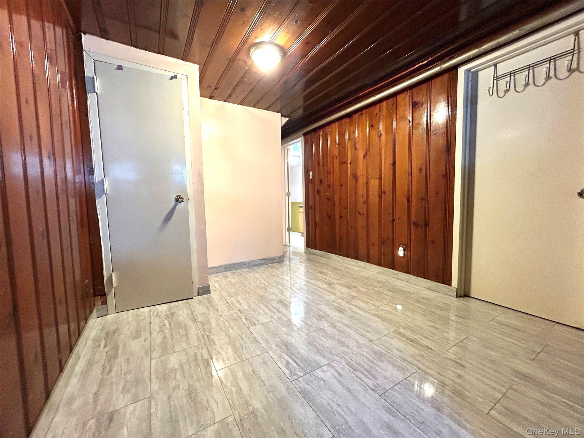 Single Family 82nd  Queens, NY 11370, MLS-949821-24