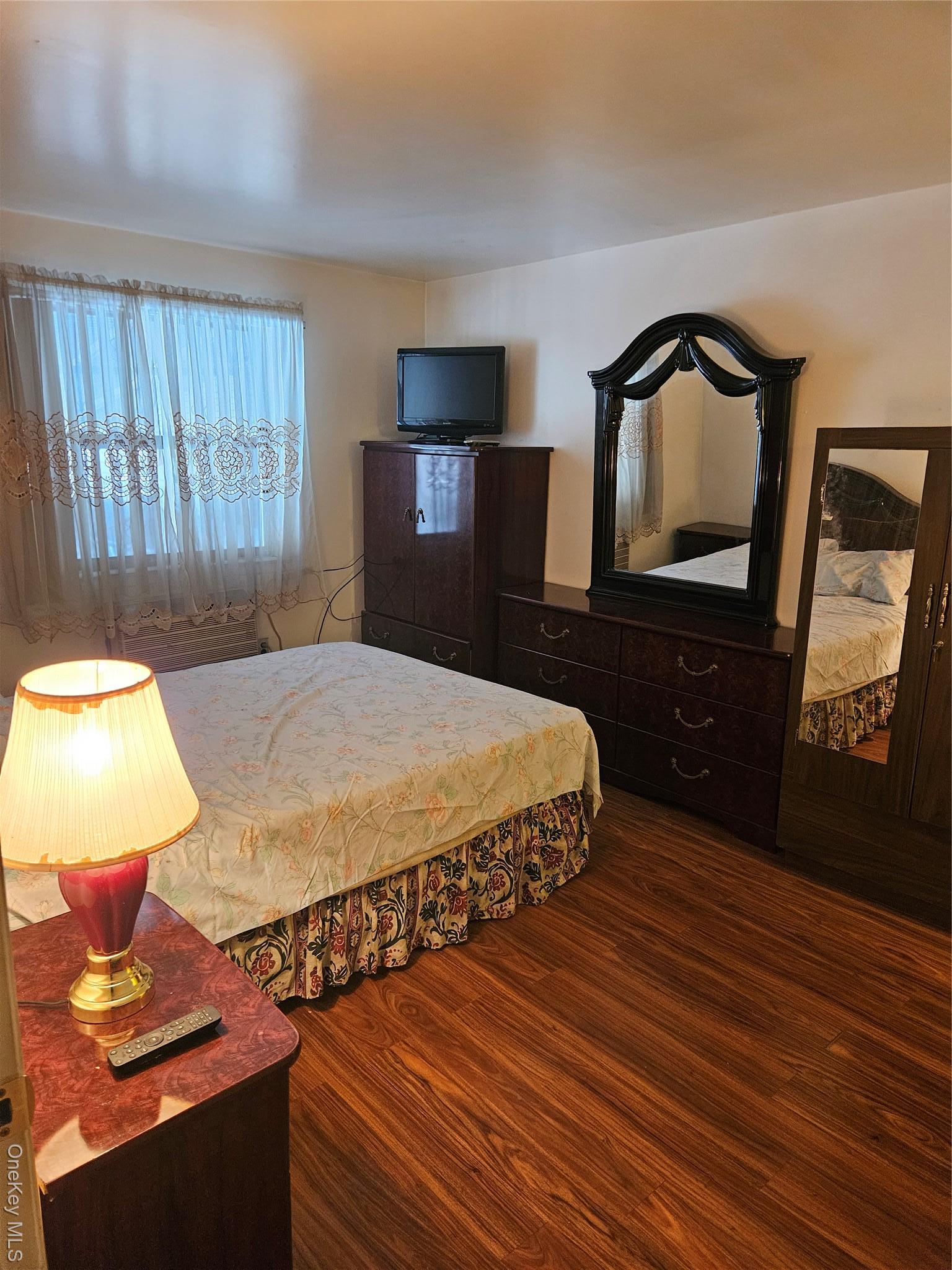 Single Family Guy R Brewer Queens, NY 11434, MLS-949833-27