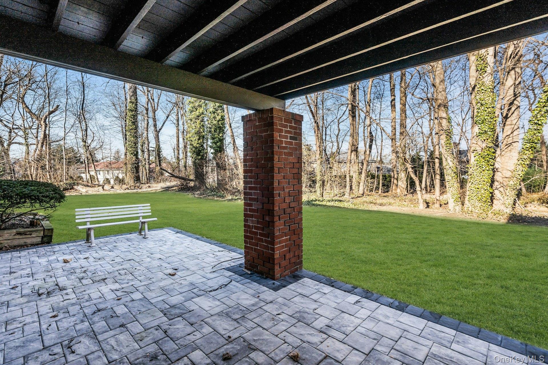 Condo Aerie  Nassau County, NY 11030, MLS-949841-27