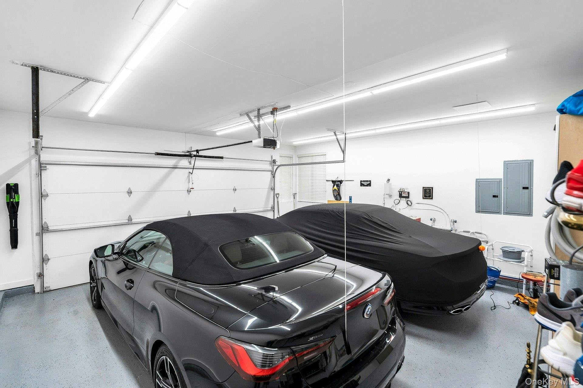 Condo Aerie  Nassau County, NY 11030, MLS-949841-29