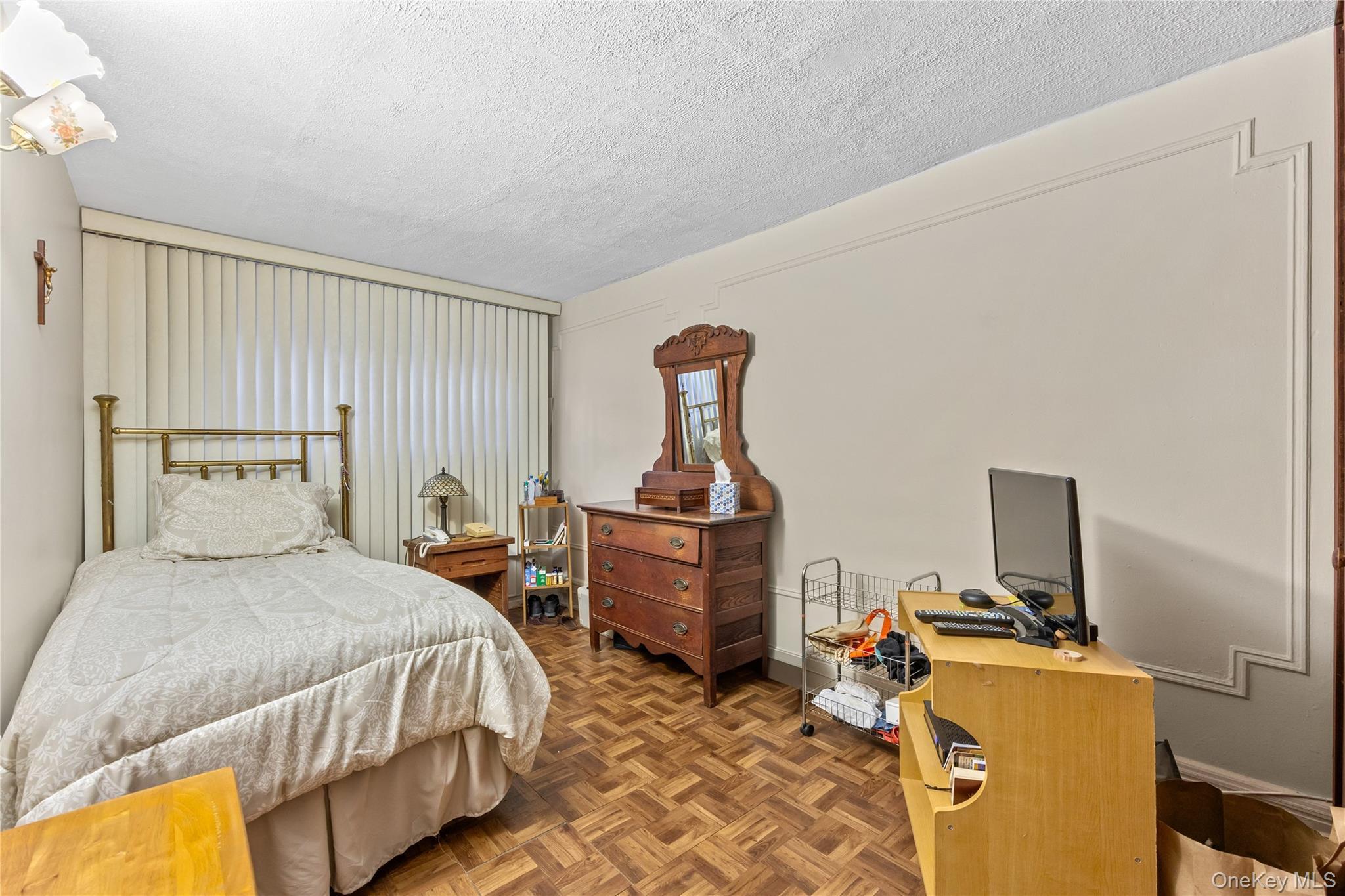 Single Family 55th  Brooklyn, NY 11220, MLS-949846-22