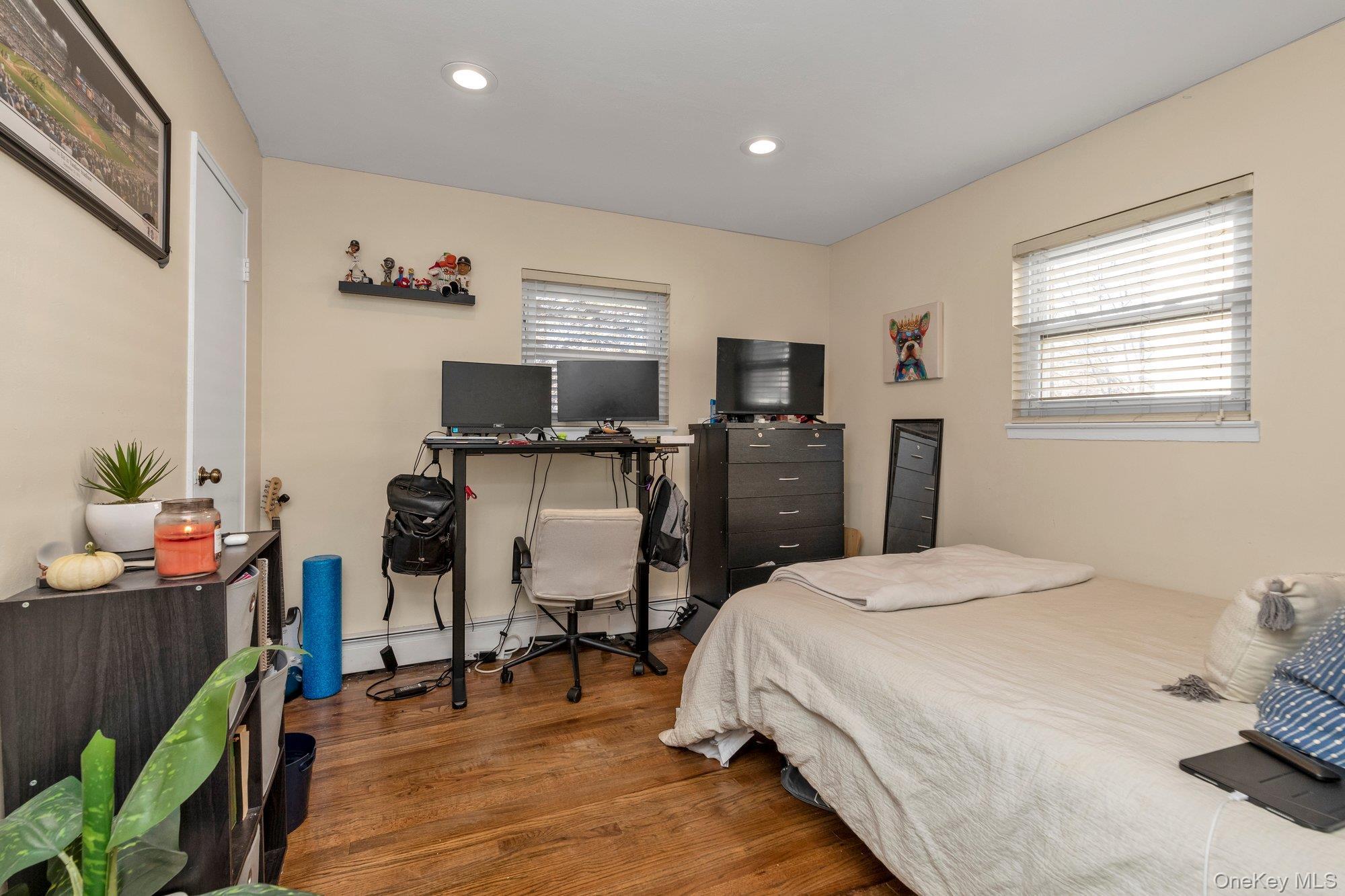 Single Family Vilno  Suffolk County, NY 11746, MLS-949873-6