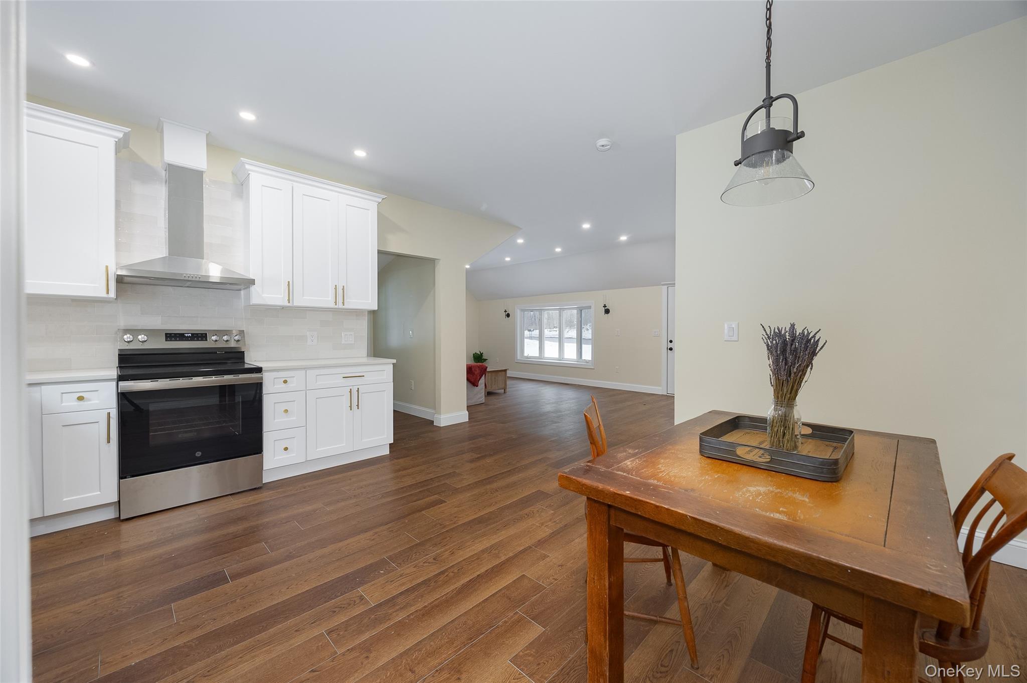 Single Family River  Dutchess County, NY 12572, MLS-949877-10