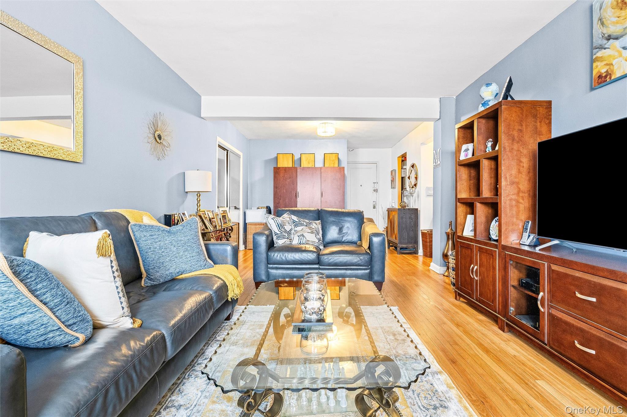 Coop Barnes  Bronx, NY 10462, MLS-949936-21