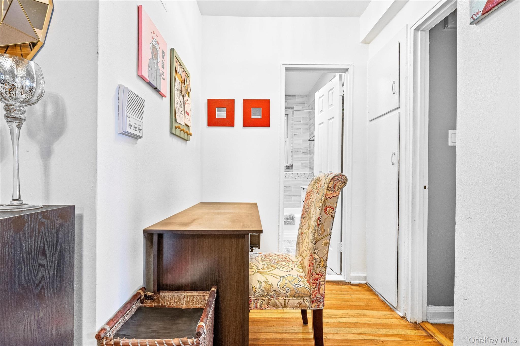 Coop Barnes  Bronx, NY 10462, MLS-949936-25