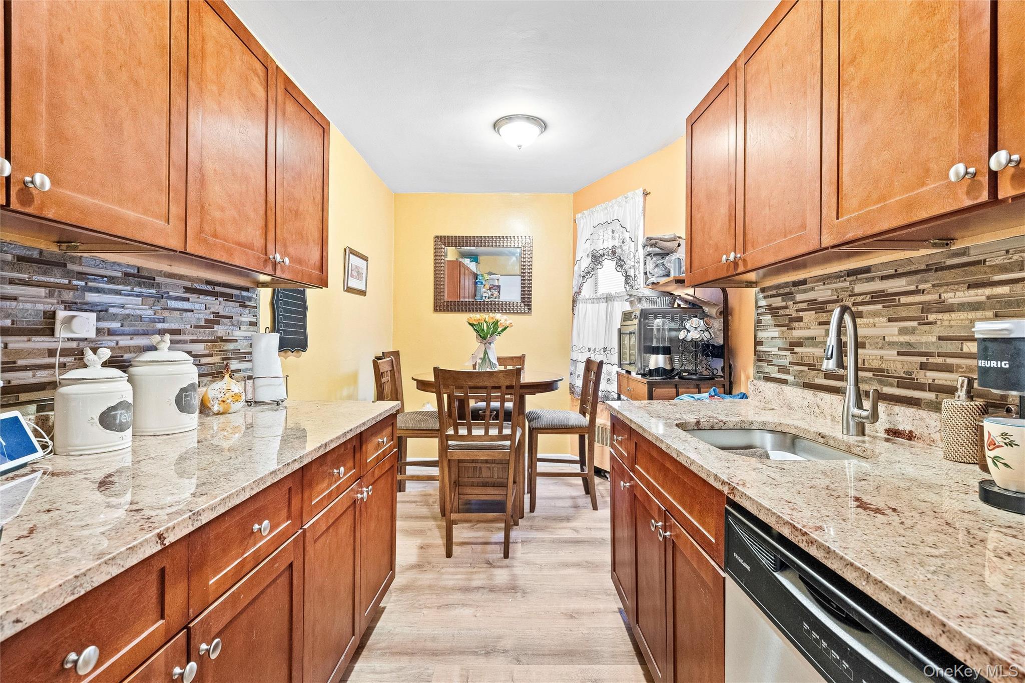 Coop Barnes  Bronx, NY 10462, MLS-949936-9