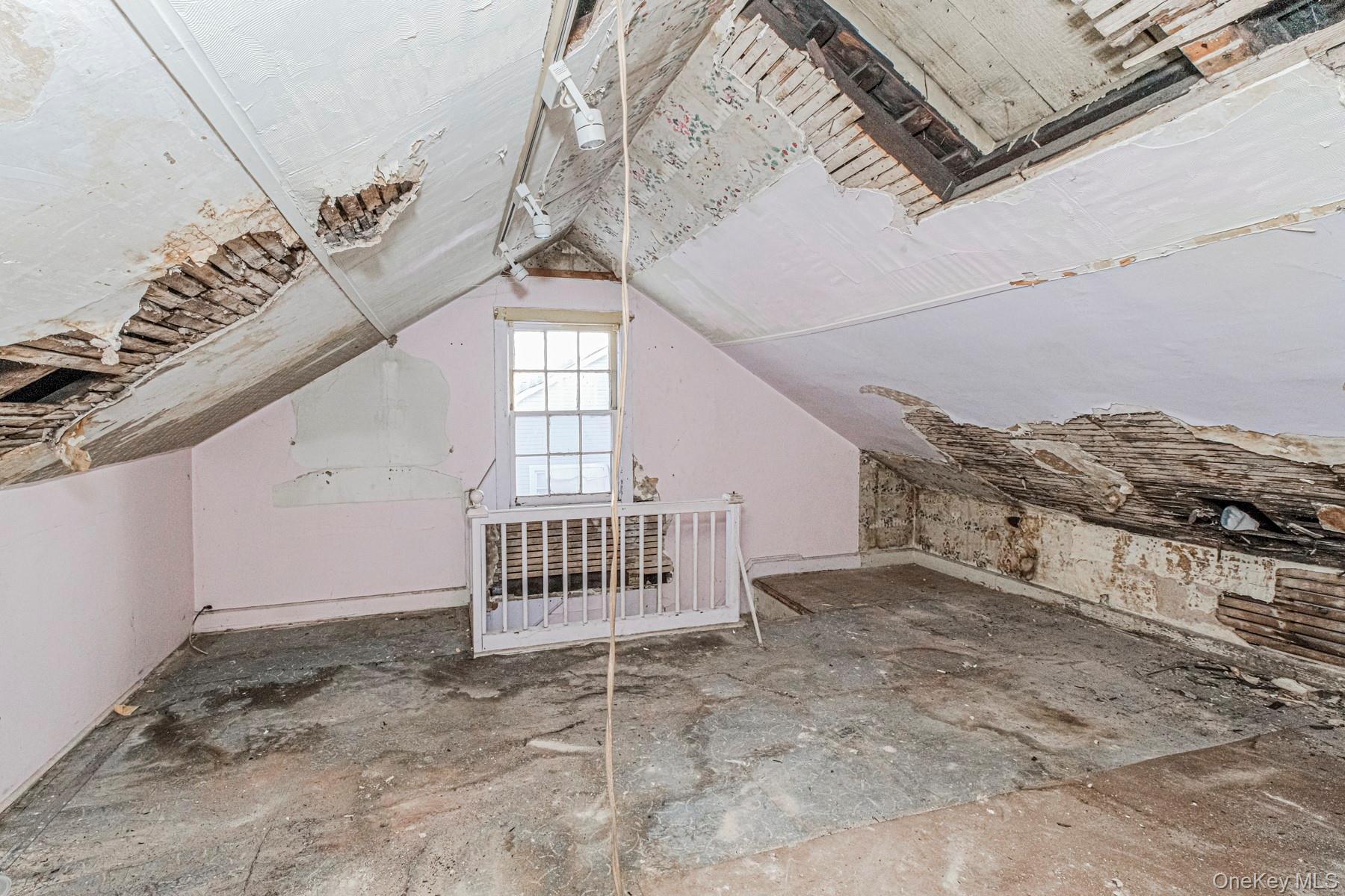 Single Family Wright  Staten Island, NY 10304, MLS-949949-24