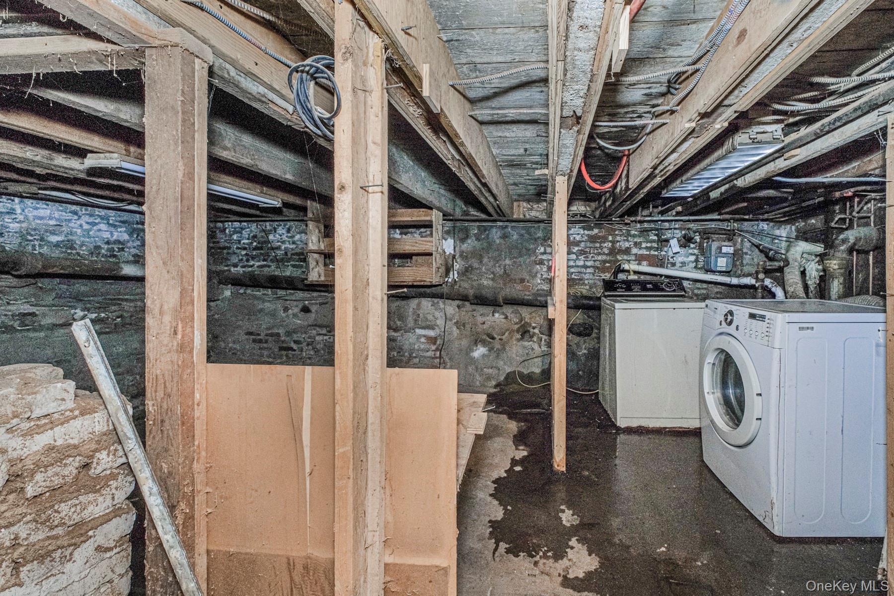 Single Family Wright  Staten Island, NY 10304, MLS-949949-26