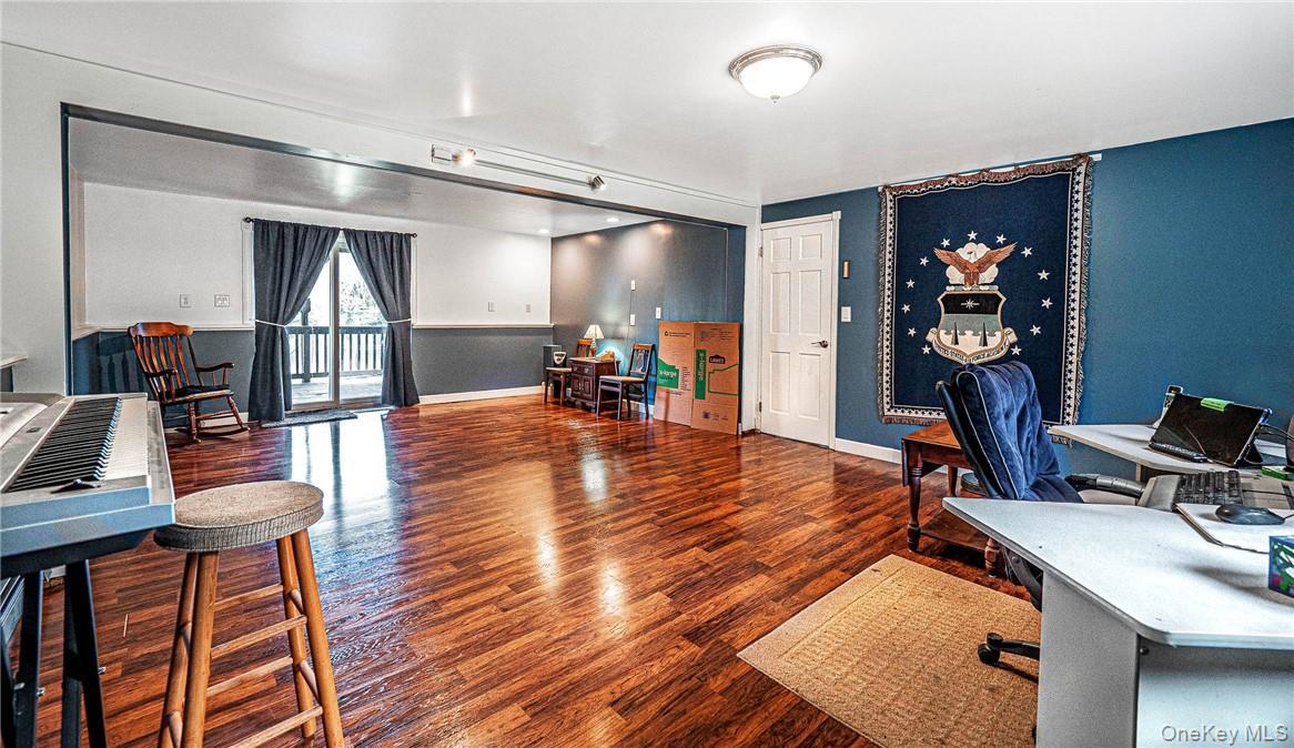 Single Family Waterbury  Orange County, NY 10990, MLS-949951-21