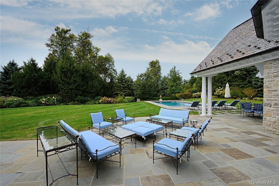 Single Family Lincoln Lane  Westchester County, NY 10577, MLS-950000-17