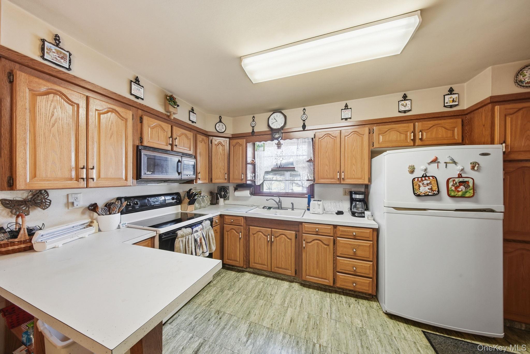 Single Family Overlook  Orange County, NY 12550, MLS-950049-6